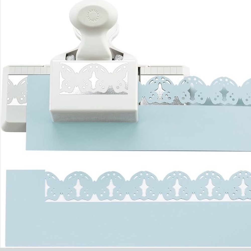 Large EK Success Martha Stewart Crafts Linked Butterfly Trim Edge Punch